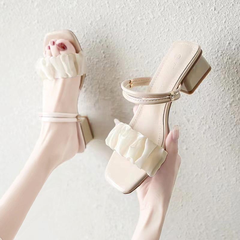 

Босоножки на феерическом ветру женские лето 2025 новые для улицы на толстом каблуке французский средний каблук высокий каблук два способа носки крутые шлепанцы 34