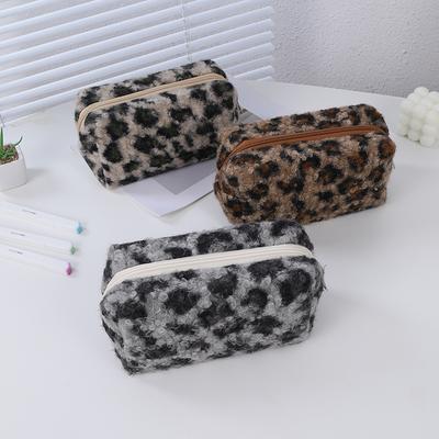 Ferramentas e acessórios – Bolsas e caixas para cosméticos