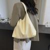 Simple and fashionable underarm bag women's new autumn and winter commuting large-capacity tote bag casual pleated women's bag