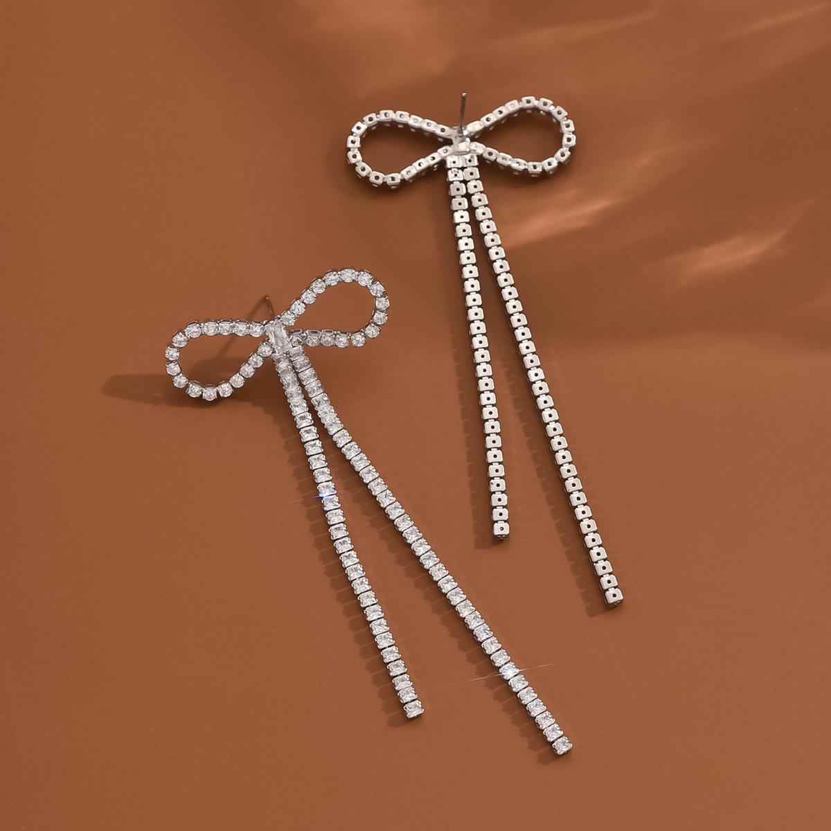 

14K Real Gold Electroplating, Super Fairy Full Diamond With Diamond Bow Fringed Earrings, Gentle Temperament Fashion Earrings