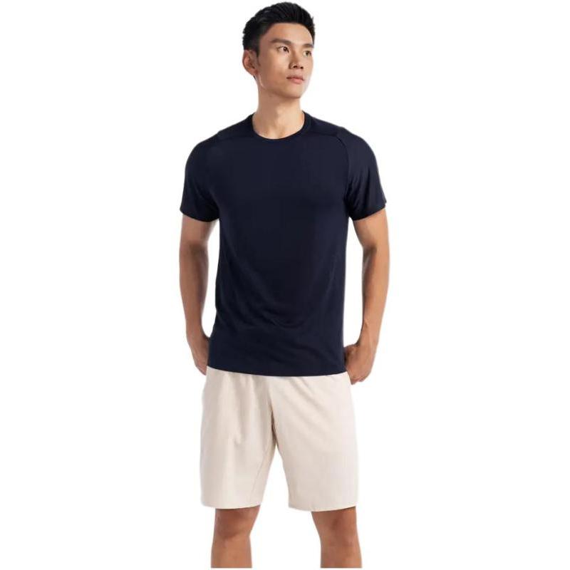

DECATHLON 500 Solid Crew Neck Short Sleeve T-Shirt Men s Blue Black S