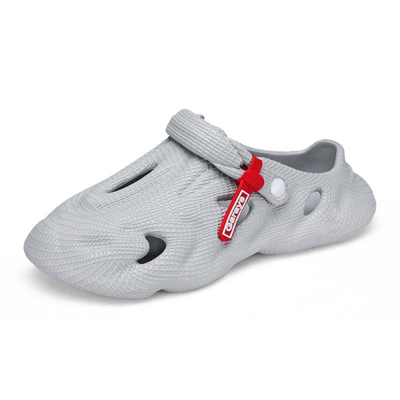 Men's shoes 2025 summer new fashionable breathable men's wear-resistant soft-soled hole shoes outdoor one pedal two wear sandals