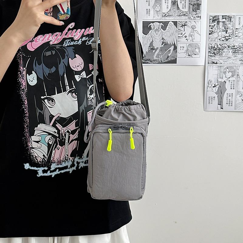 Design di nicchia nuova borsa a tracolla per borraccia borsa per cellulare borsa impermeabile per yoga borsa portatile per sport all'aperto da corsa