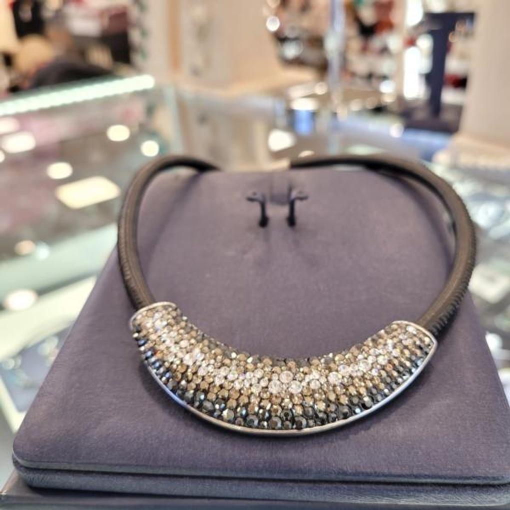 Atria Red Seahorse Mix Square Necklace OGGNEFR0002