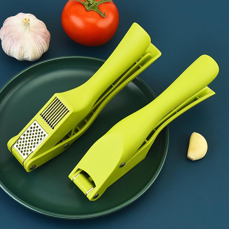Manuelle Knoblauchpresse Knoblauchschneider 2 in 1 Multifunktionaler Knoblauch Ingwer Zerkleinerer Hacken Gemüse Squeezer Stampfer Küchenhelfer