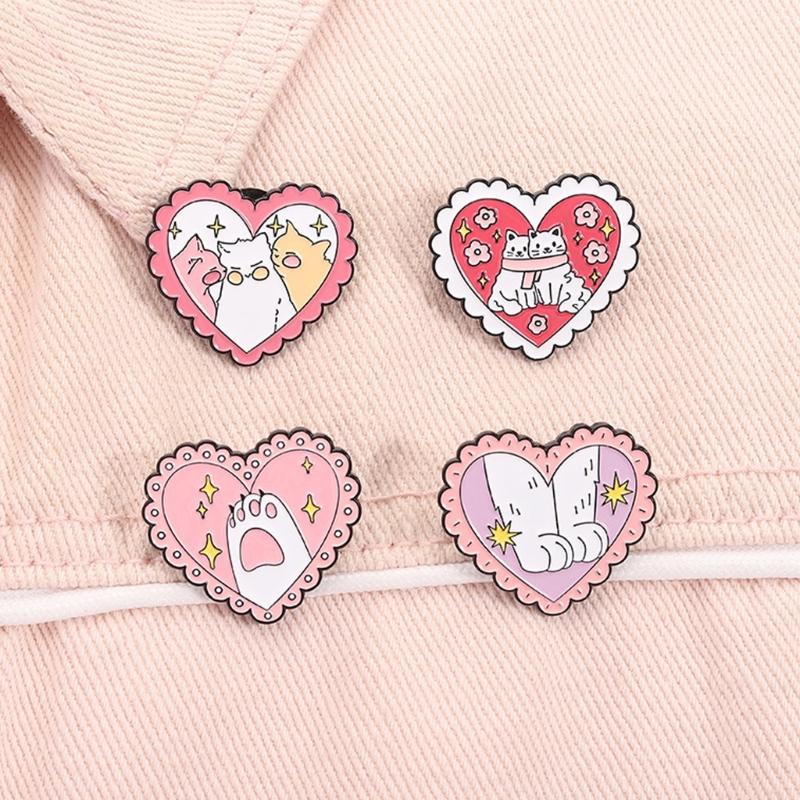 Adorable Cats Heart Shaped Alloy Brooch Secure Pin Clasp Fashion Accessory For Women Girls