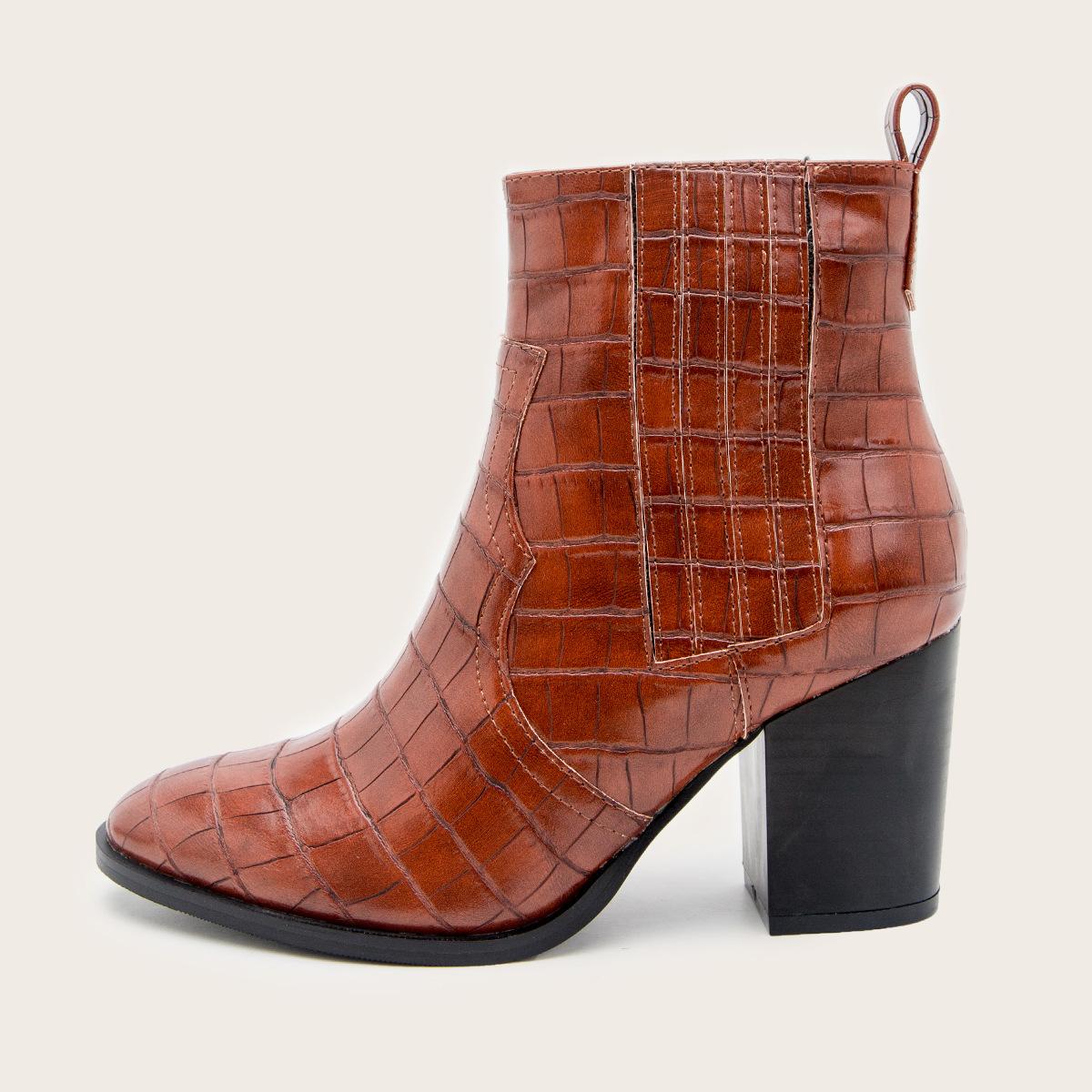 

Ботильоны для верховой езды с резным узором под крокодила женские на молнии с острым носком короткие ботильоны на массивном высоком каблуке модные женские ботинки больших размеров 36-43 6 коричневый