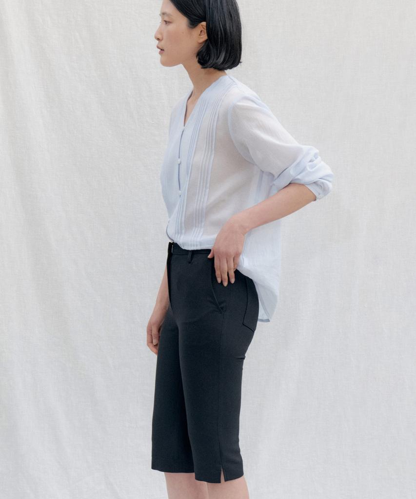 STEP AROUND Stretch Capri Pants_Black