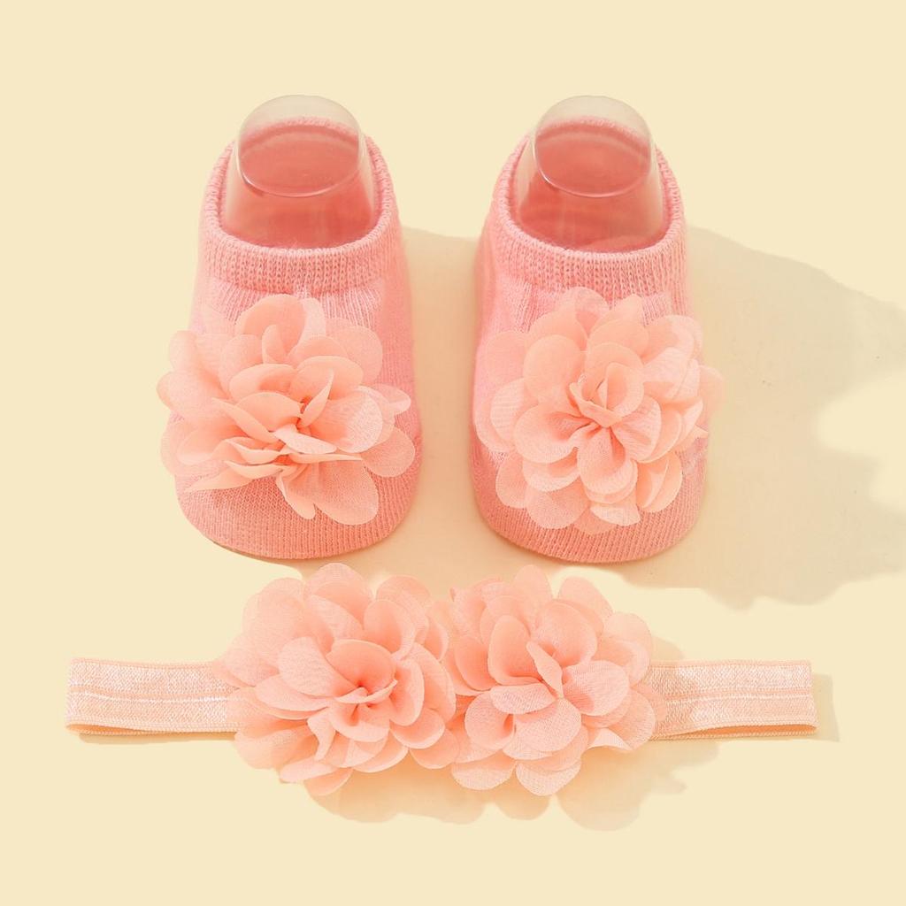 Adorable Flower Socks and Headband Set - Perfect for Baby Girls This Fall and Spring!