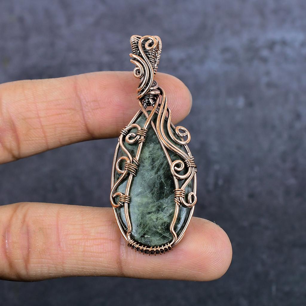 Natural Prehnite Gemstone Handmade Copper Eire Wrap Jewelry Pendant 2.48" l1U83
