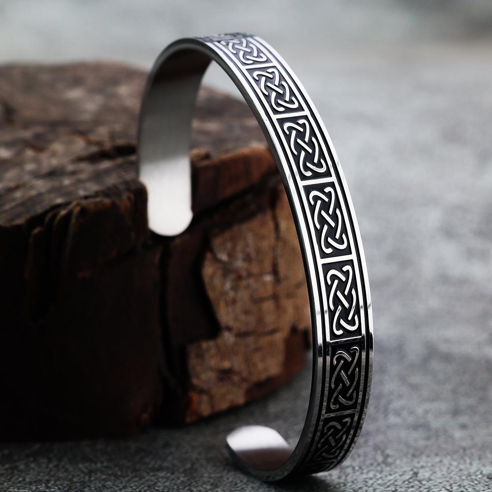 

Viking Stainless Steel Celtic Knot Bangle Polished Resin Craft Durable Unisex Jewelry