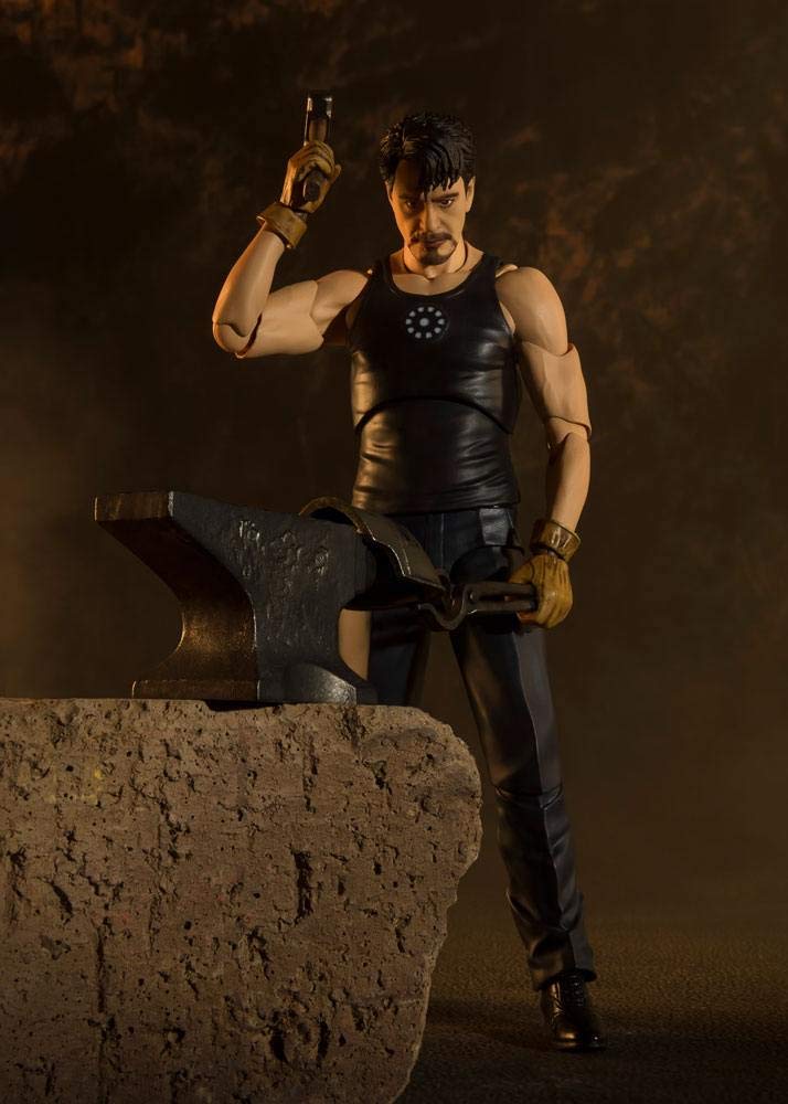 Tony Stark di Iron S.H.Figuarts - Edizione Uomo Nascita- (Uomo di ferro)