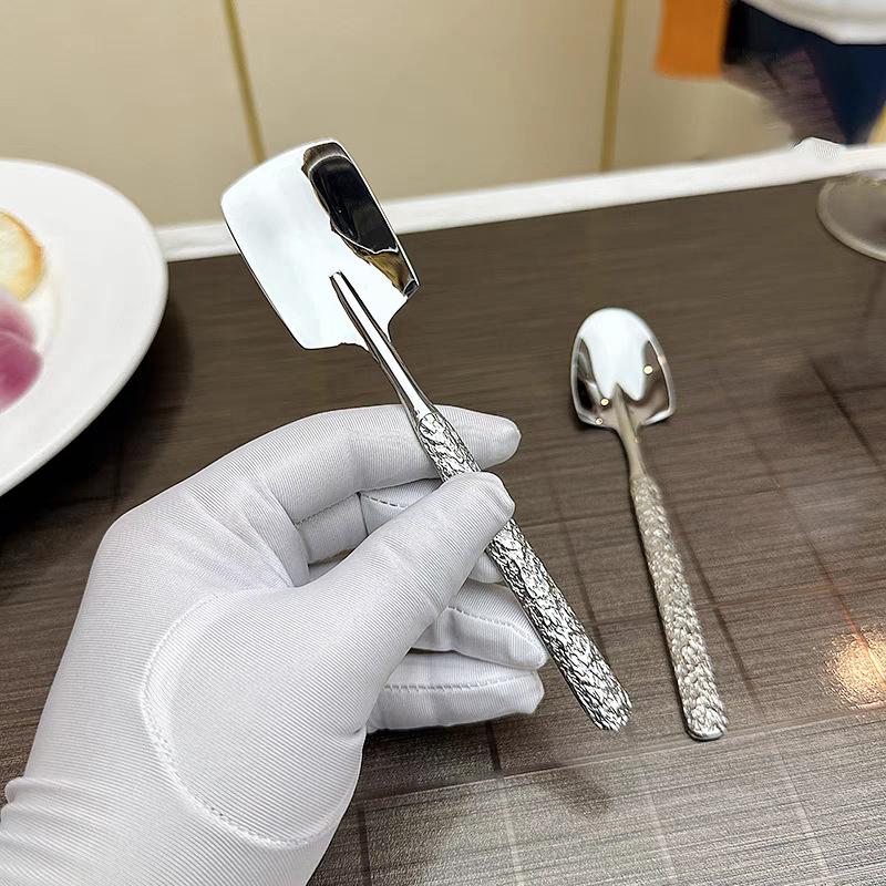 Cucchiaio rotondo in acciaio inossidabile con manico lungo, rosso dorato, per mescolare i dessert, per accessori da cucina, gadget