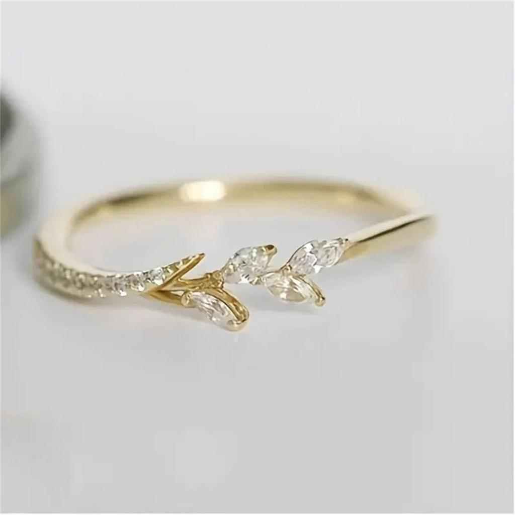 Fashion Rose Gold Color Leaves Ring For Women Wedding Party Delicate Finger Ring Inlay Crystal Cubic Zirconia Ring Party