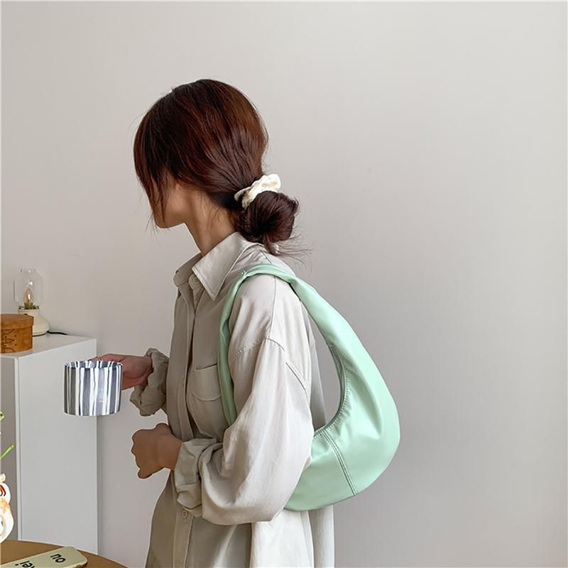 Korean Version Bright Surface Underarm Bag Fashion Fresh Solid PU Patent Leather Handbag Women's High-grade Sense Shoulder Bag