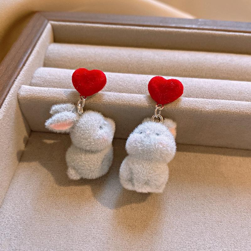 Silver Needle Autumn and Winter Retro Flocking Rabbit Love Earrings Sweet Premium Earrings Cute Girl Heart Earrings Wholesale