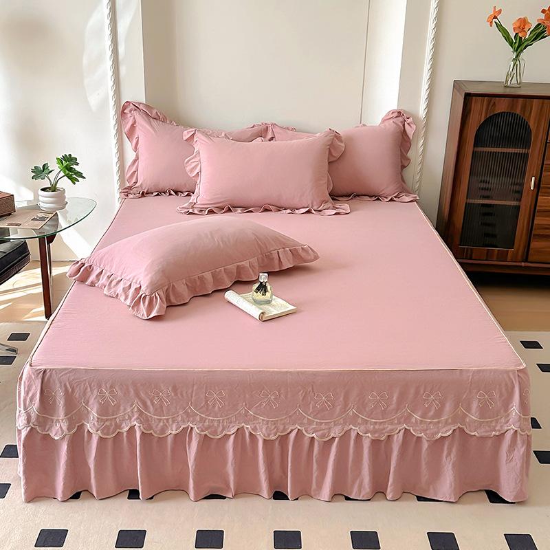 

Korean princess style knitted solid color bed skirt single piece household lace embroidered bed skirt, no pillowcase only 2pcs pillowcase