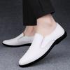 Fashion New flat bottomed men's leather shoes Comfortable and casual style Daily outdoor Adult office Black and white shoes Slip on