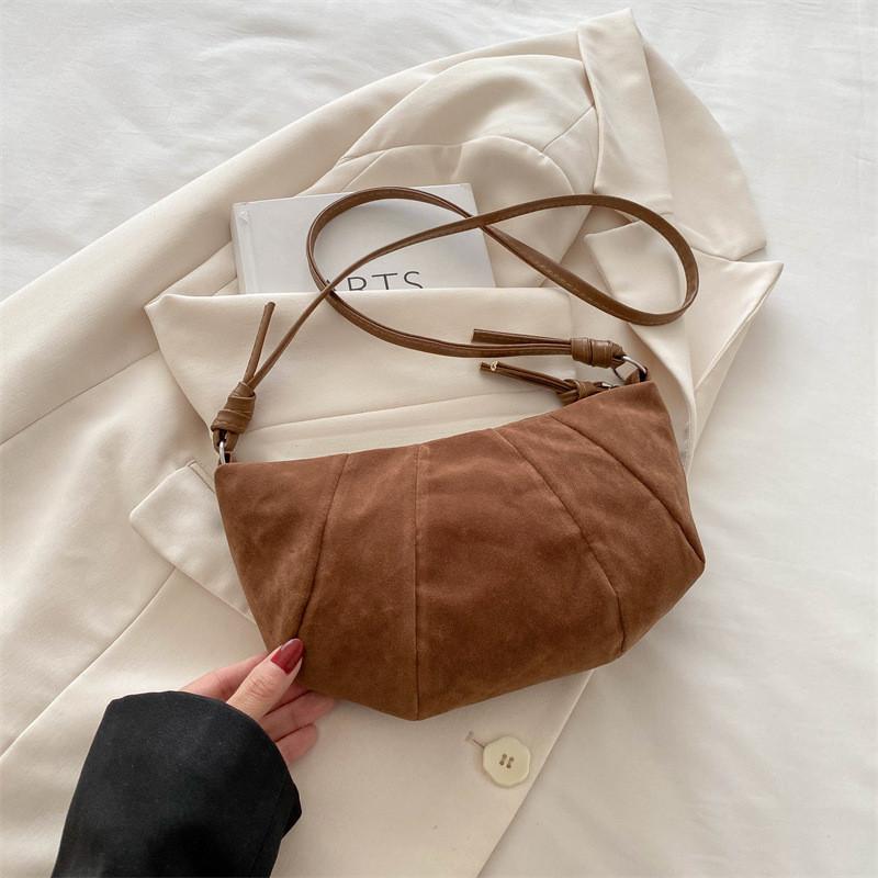 

Trendy Retro Dumpling Crossbody Bag In Multiple Colors For Fashionable Daily Outfits StyleD