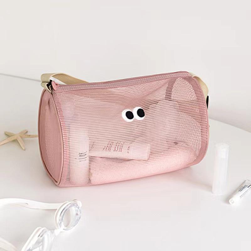 

Cylindrical Swimming Bag Simple Large-Capacity Breathable Shoulder Bag Portable Makeup Case Women рожевий