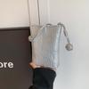 New casual messenger mobile phone bag simple and fashionable silver shoulder bag women's high-end mini bag