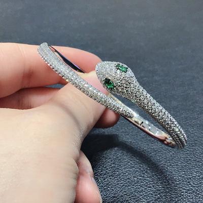 Bracciale rigido in argento sterling S925 con serpente stile carino occhi verdi semicerchio CZ zircone braccialetto di marca per gioielli da donna con distintivi