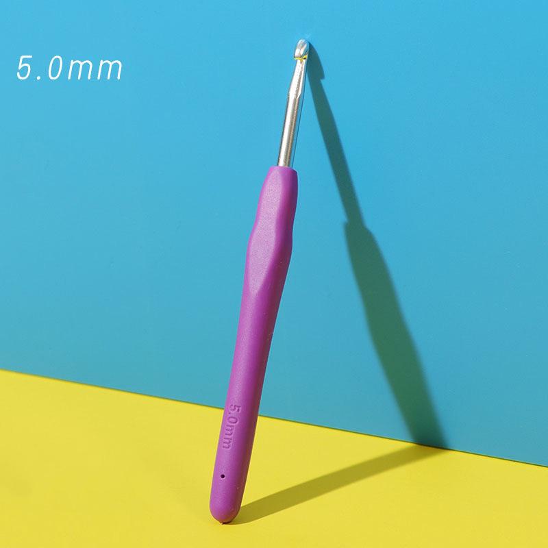 9-Color Soft Grip Crochet Hook Set: Thick & Thin Yarn DIY Hand Knitting Tools
