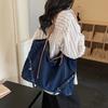 Freizeit-Einkaufstasche mit großem Fassungsvermögen - Geeignet für den Weg zur Arbeit im Frühling und Sommer, Einzelne Schultertasche, Unterarmtasche, Tragetasche