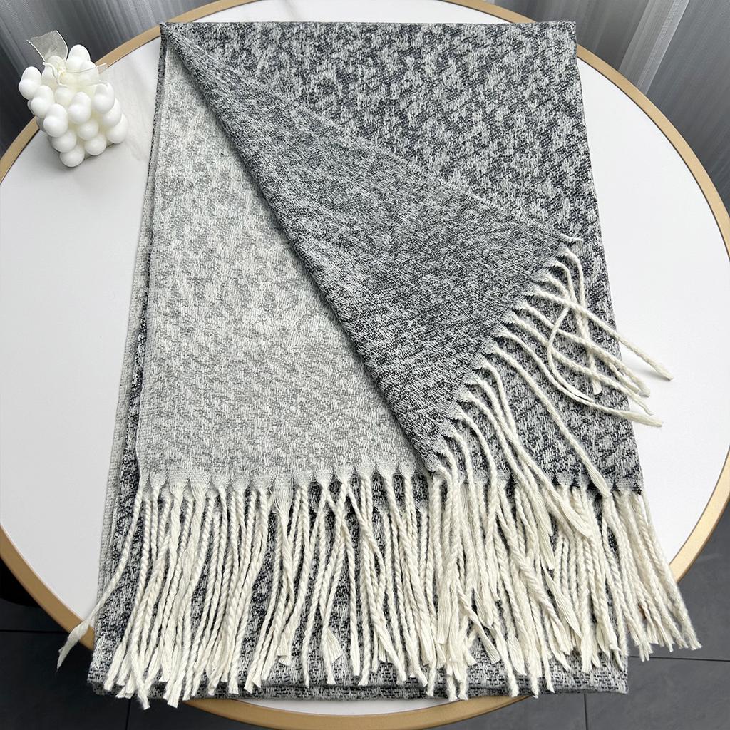 Imitation Cashmere Autumn and Winter Scarf High End Autumn and Winter New Style Lotus Warm Shawl and Long Scarf with A Sense of Atmosphere