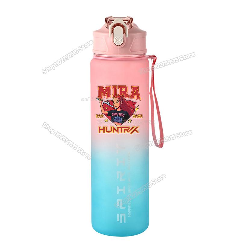 800ML Kpop Lovci Démonů Dětská Láhev na Vodu Mira Zoey Rumi Dívka Sportovní Plastový Hrneček se Slámkou Cestovní Fitness Nepropustná Láhev na Pití