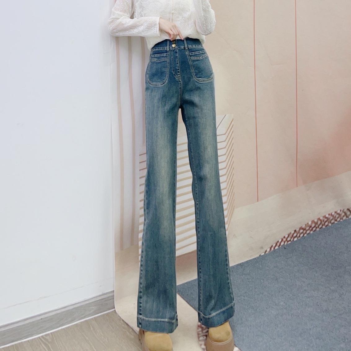 Spring 2026 Korean-Style High-Waisted Slimming Micro-Flare Jeans 6XL