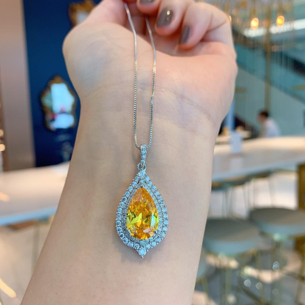 Jewelry Simulation Yellow Diamond Water Drop Pendant Water Drop Stud Earrings Main Stone 8 * 12 Pendant 10 * 16