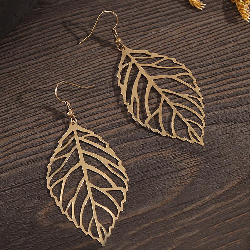 Hollow Out Leaf Drop Earrings for Women Trendy Metal Hook Earrings Vintage Golden Silver Dangle Earrings Jewelry