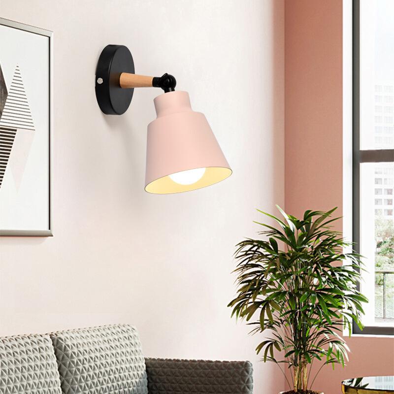 Nordische Massivholz-Wandleuchte - Schlafzimmer, Flur, Treppenlicht mit Steckschalter