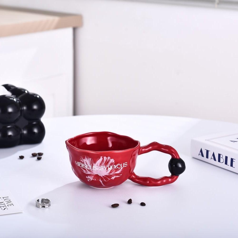

Ball Handle Ceramic Mug, Simple Black And White High-Value Coffee Cup, Office Home Drinking Cup 350ML