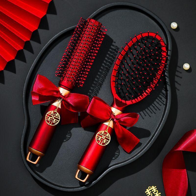 Červené svatební potřeby: Happy Comb Věnná kolekce - Pár polštářů pro ni