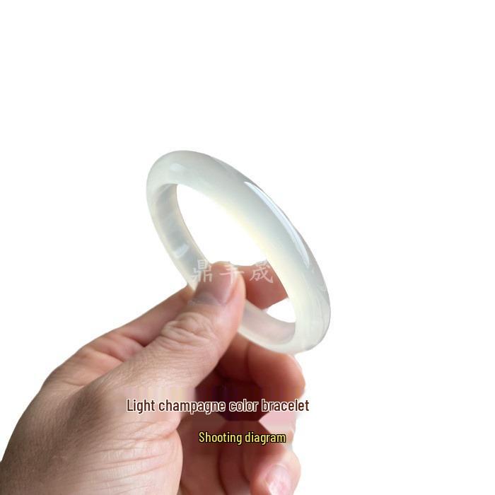 Women's Bracelet: Madagascar Agate Flat Strip with White Ice Jade & Champagne Chalcedony Lychee Jelly Fluorescent Skin-Enhancing Design