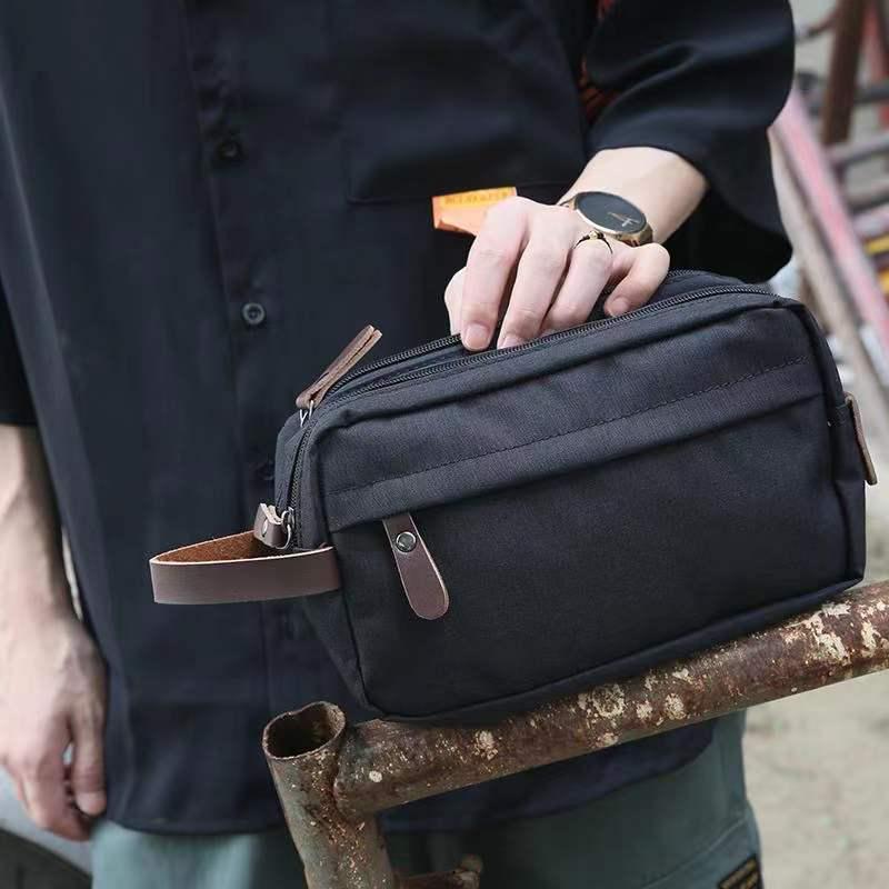 Men's Large Capacity Waterproof Toiletry Bag for Travel and Outdoor Use