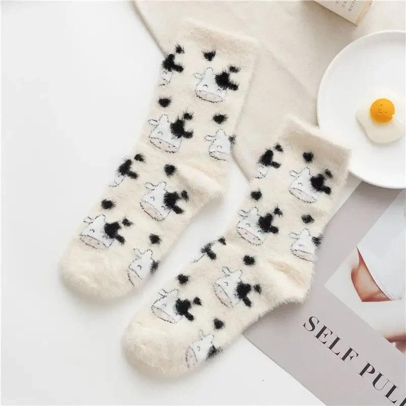 1/2 Pairs Cute Cow Print Socks for Winter, Warm Plush Mid-Calf Socks for Women, Soft Comfortable Casual & Home Wear, Fashionable