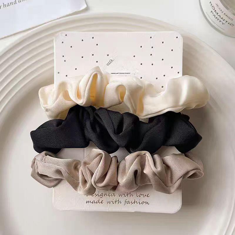 

Корейская элегантная ретро-повязка для волос в виде толстой кишки — высококачественный женский аксессуар для создания конского хвоста и пучка.