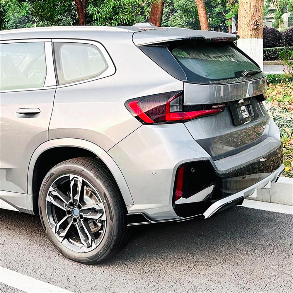 2Pcs Rear Bumper Winglet Side Splitter Gloss Black For BMW X1 U11 iX1 2023-2024