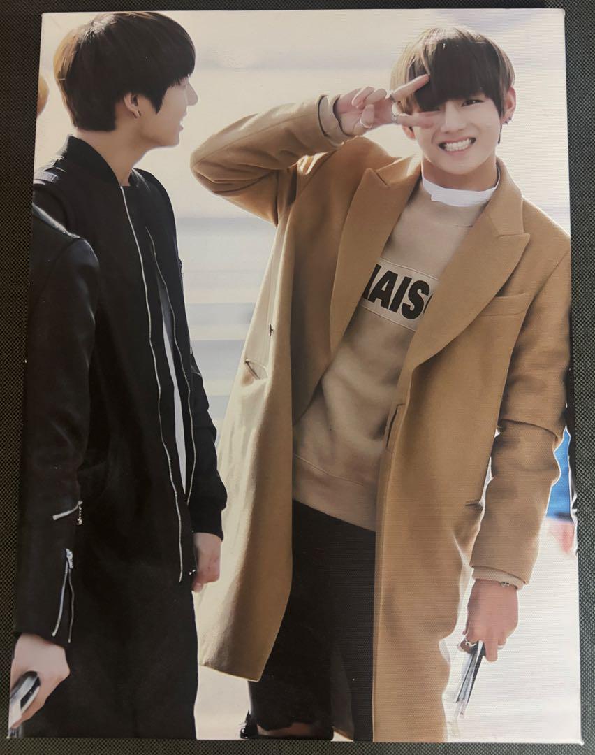 

[USED] BTS Jungkook & V Panel Canvas Material