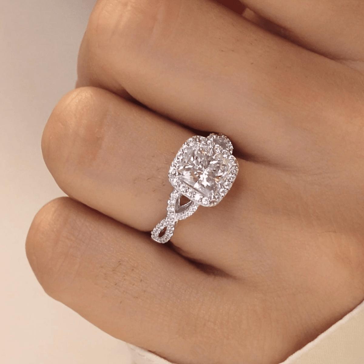 

1pc Women s Luxurious and Fashionable Synthetic Zircon Design Style Ring, Suitable for Daily Wear, Weddings, Holiday Gifts 10 срібний