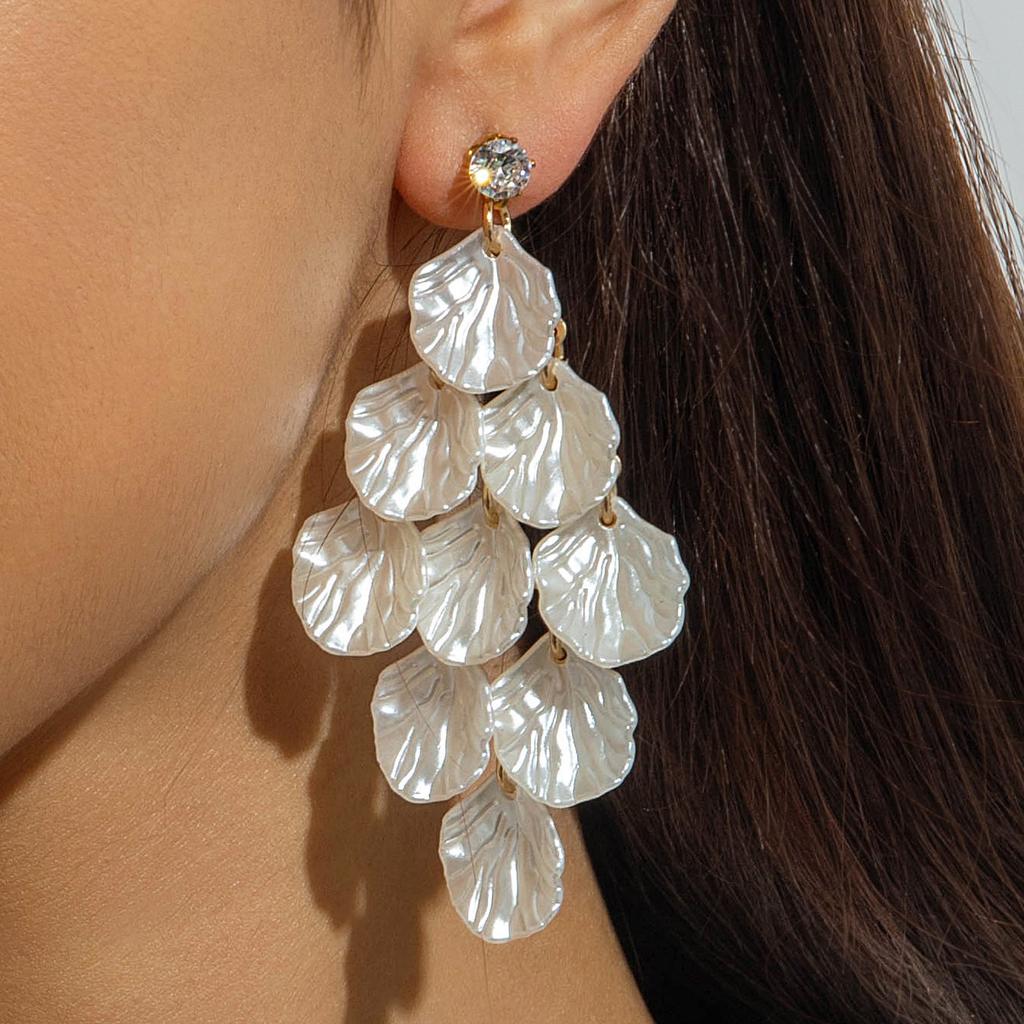 Accessories, Fresh Fringed Camellia Flower Earrings, Three-dimensional Pearl Earrings Earrings