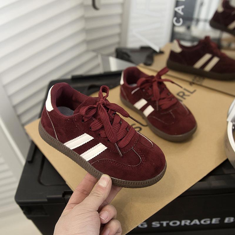 

Детская весенне-осенняя новая обувь на мягкой подошве для мальчиков и девочек, универсальная спортивная обувь для детей разного возраста 37 inner length 22CM бордовый