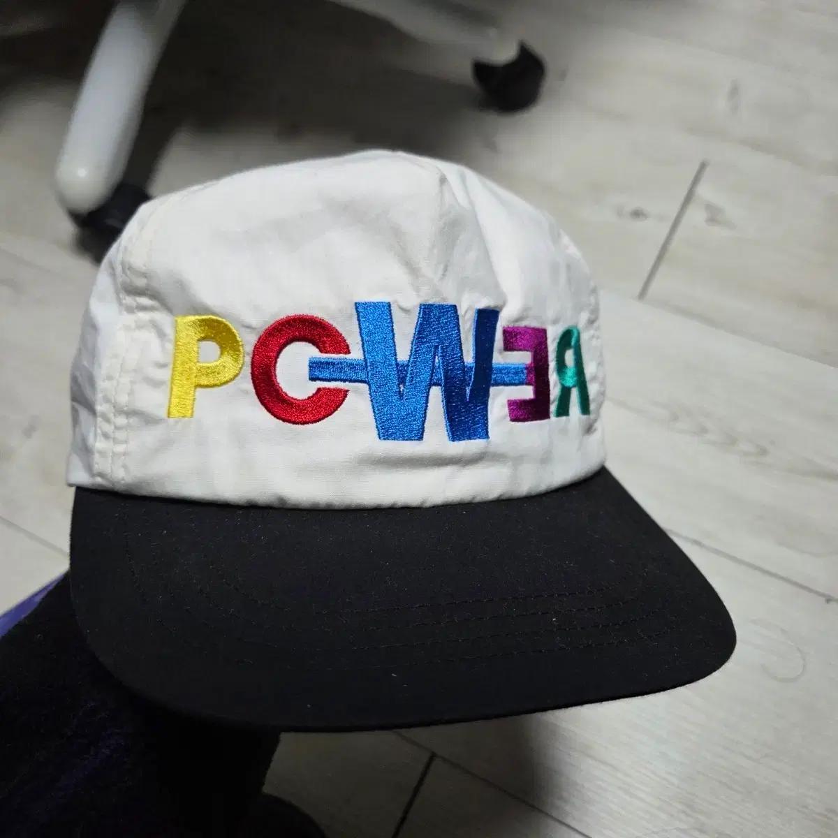 

G-DRAGON Power Cap and Beanie Set Used