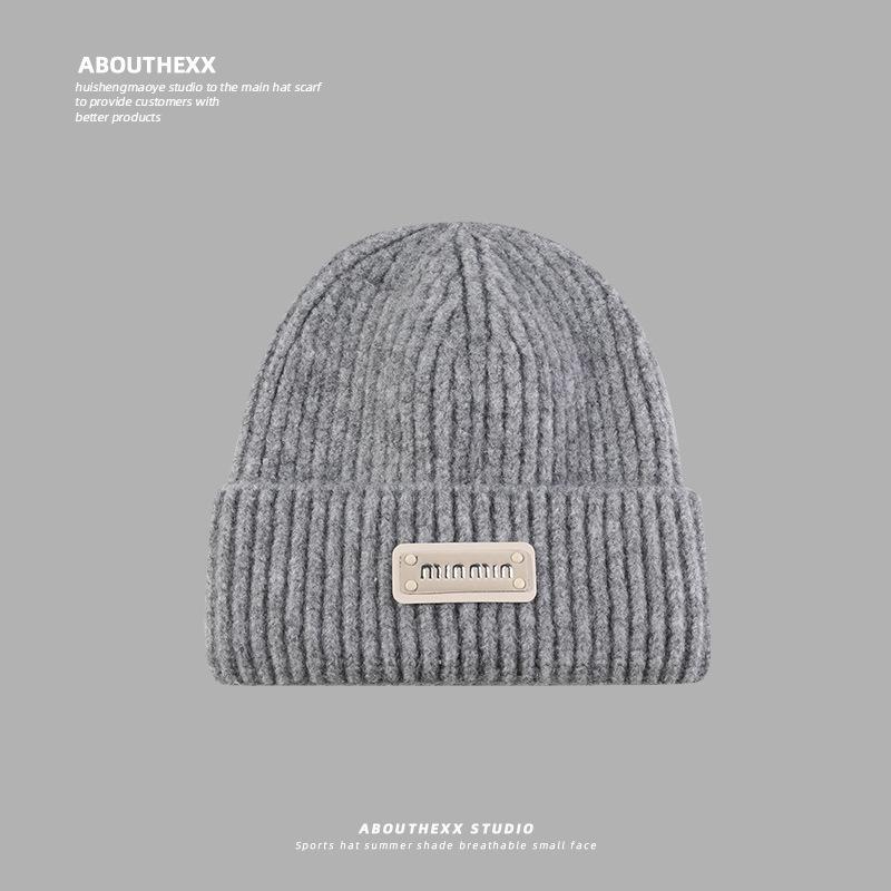 Hat Women's Autumn and Winter Woolen Hat Showing Face Small Warm Ear Protection Cold Hat Rubber Label Letter Knitted Hat Student Pullover Hat for Men