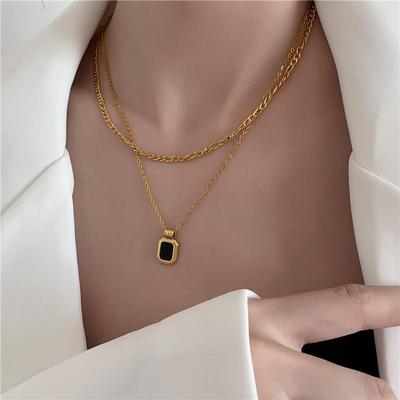 Doppelschichtiger schwarzer quadratischer Anhänger Goldkette - Stapelbare Schlüsselbein Kette Choker für Frauen