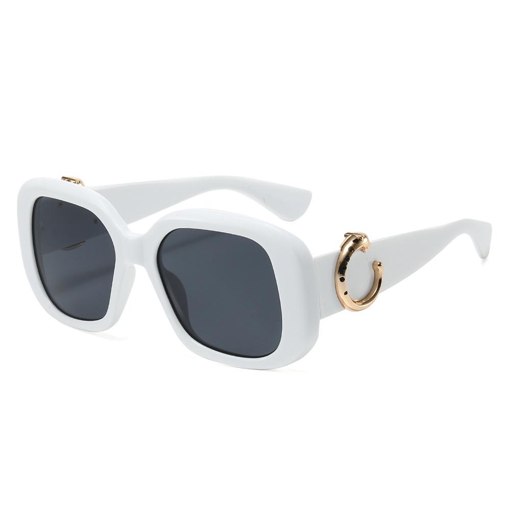 New square sunglasses, European and American fashion card home retro big frame leopard design personalized sunglasses