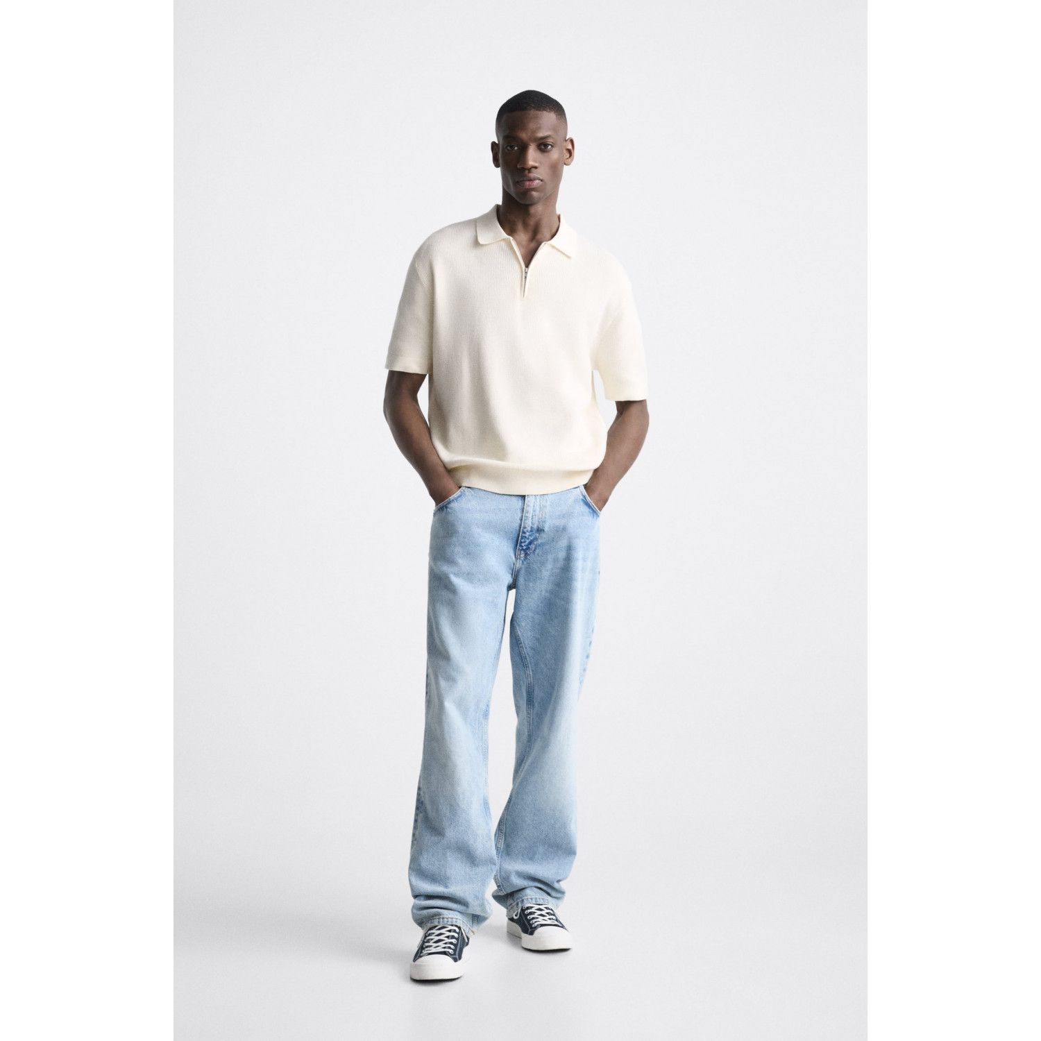 

KNIT POLO SHIRT WITH ZIP